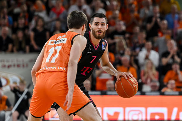 次公开赛的 次公开赛的